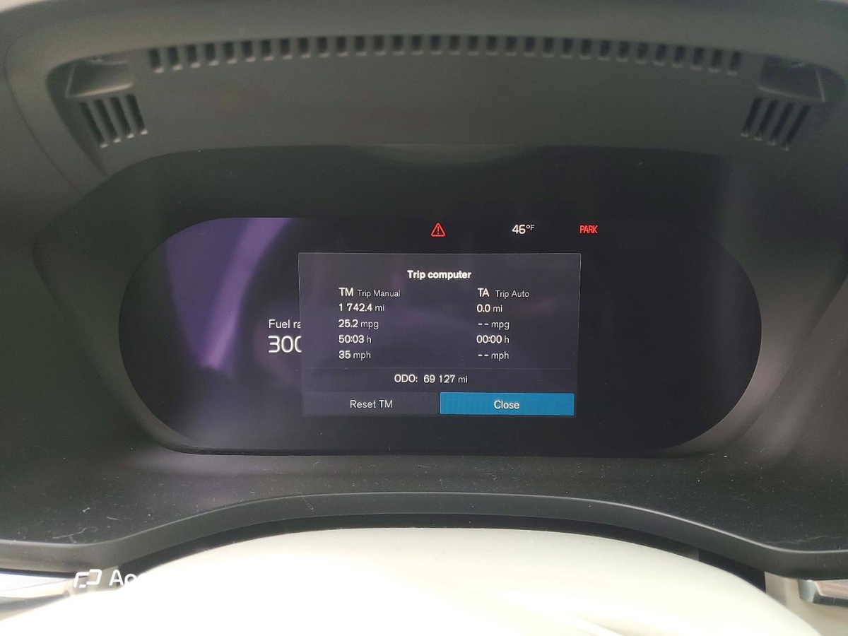 Volvo XC60 2022