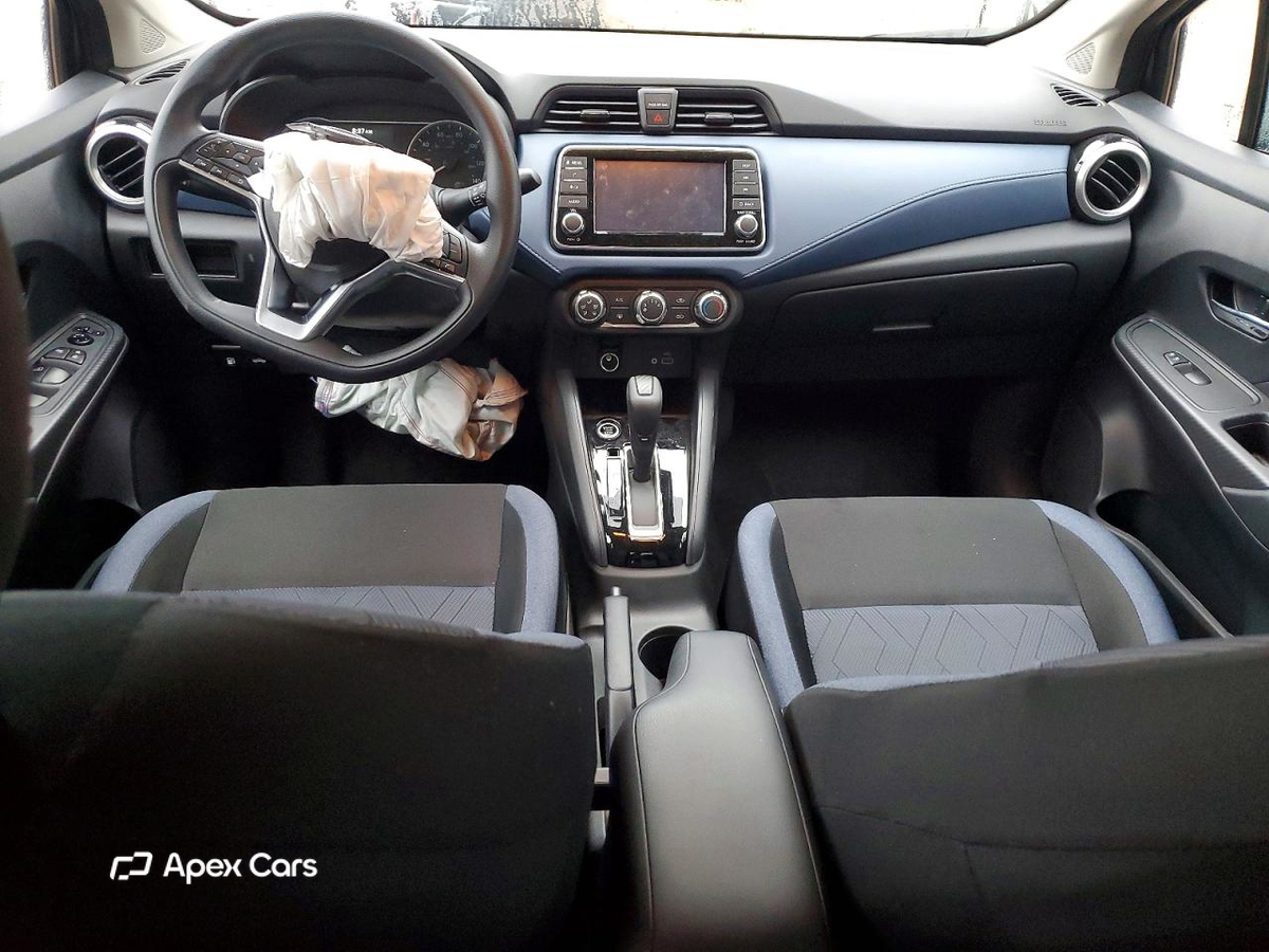 Nissan Versa 2025