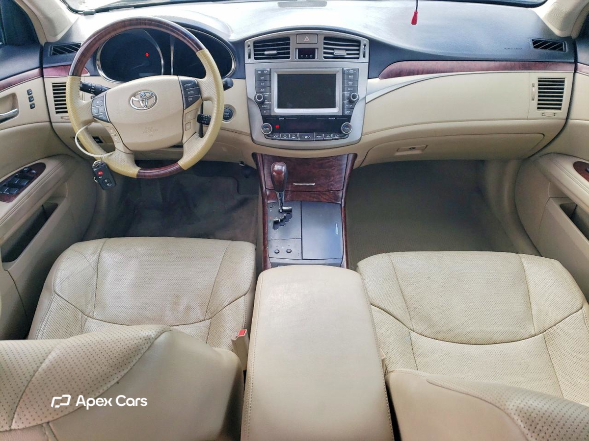 Toyota Avalon 2012