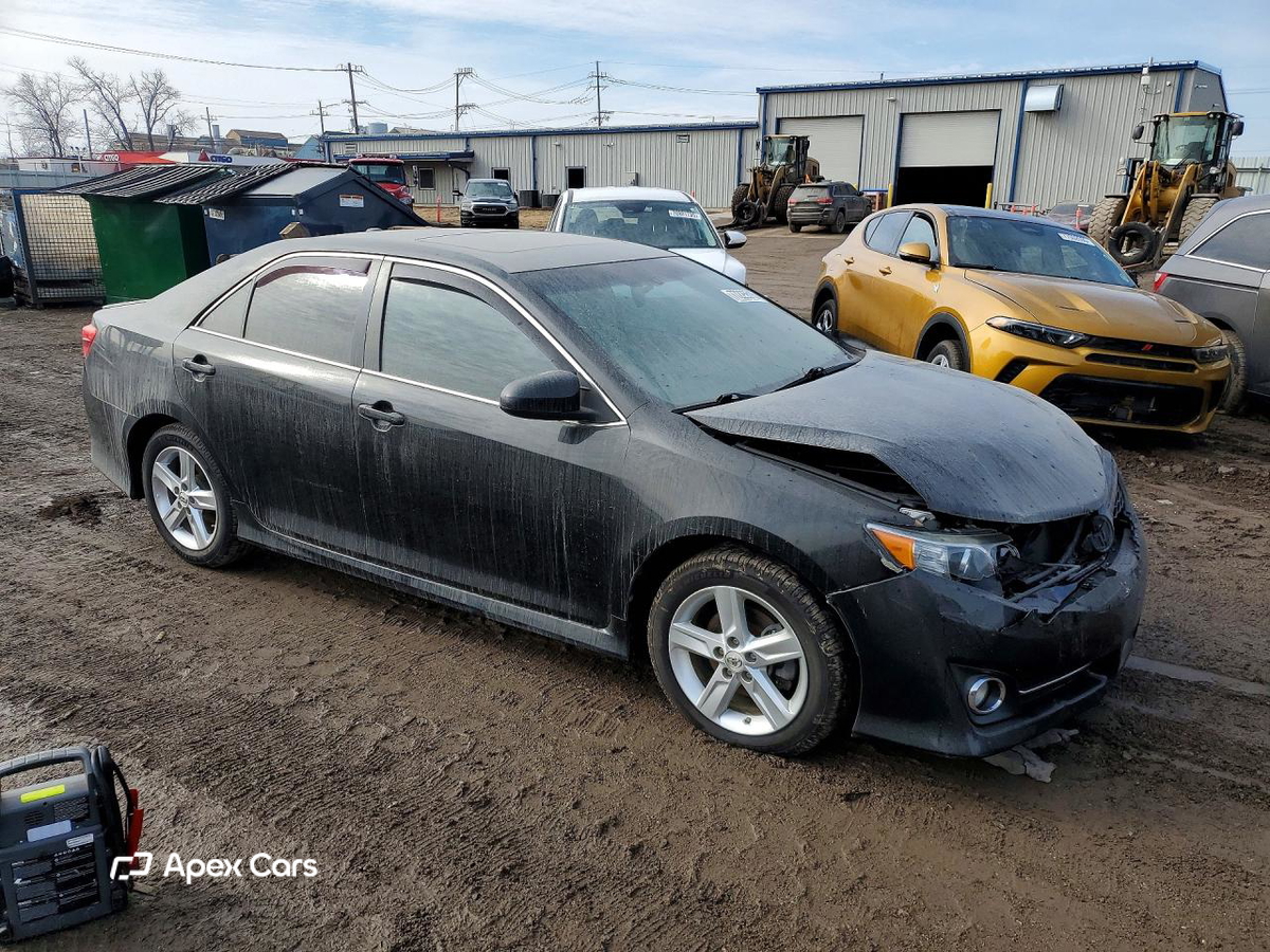Toyota Camry 2012