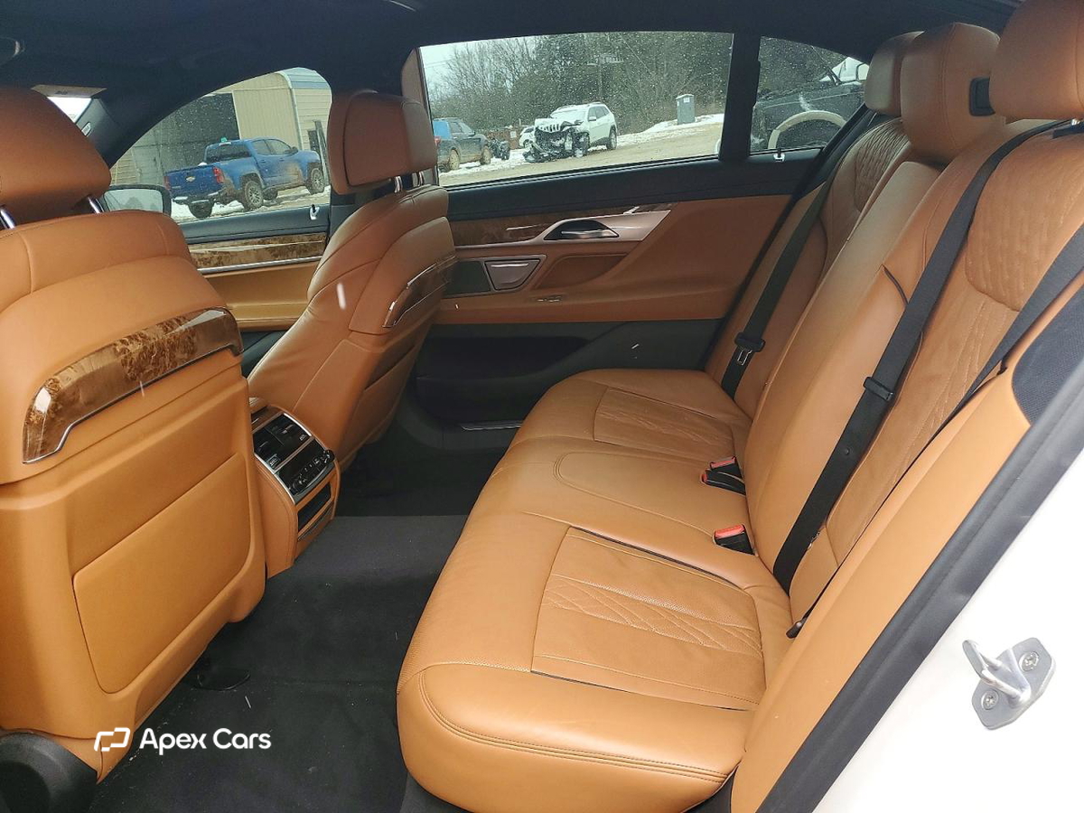 BMW Series 7 2019