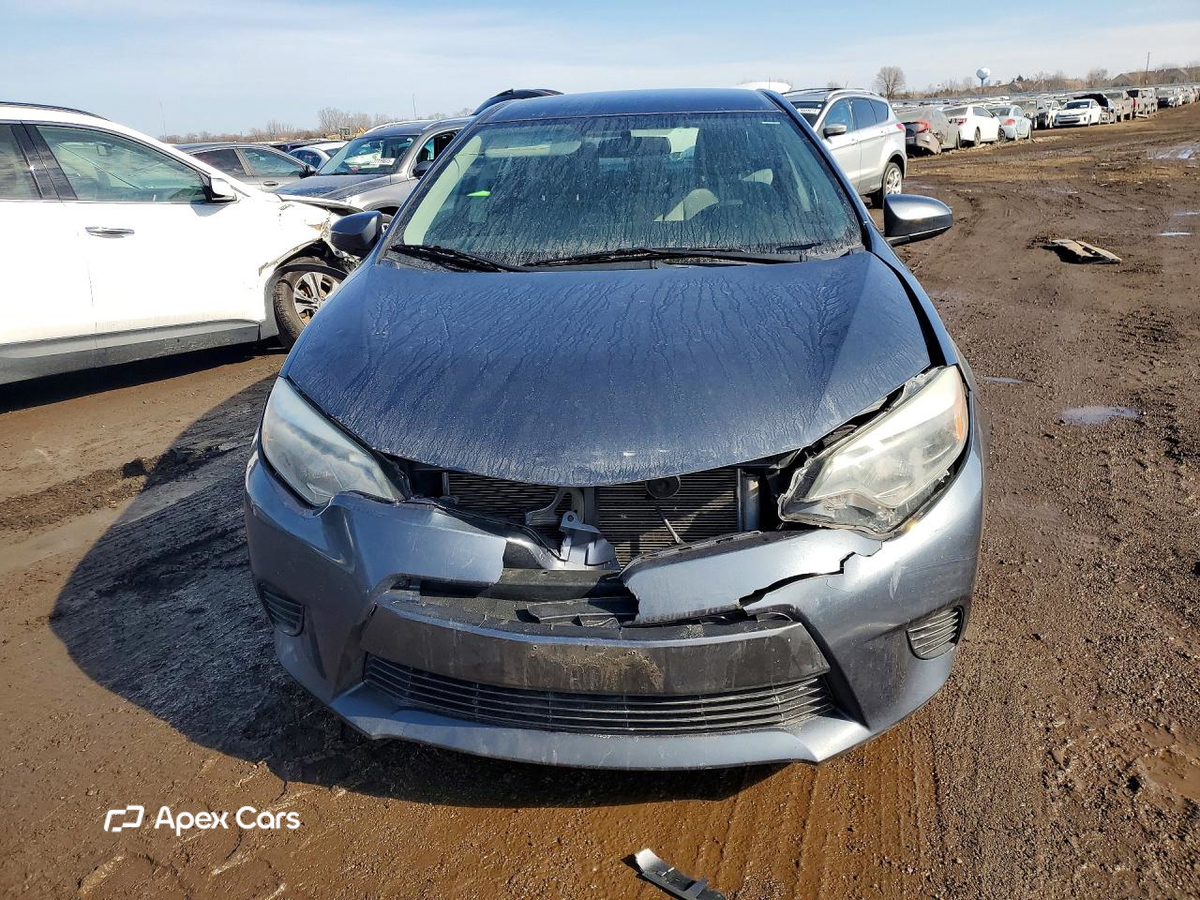 Toyota Corolla 2015