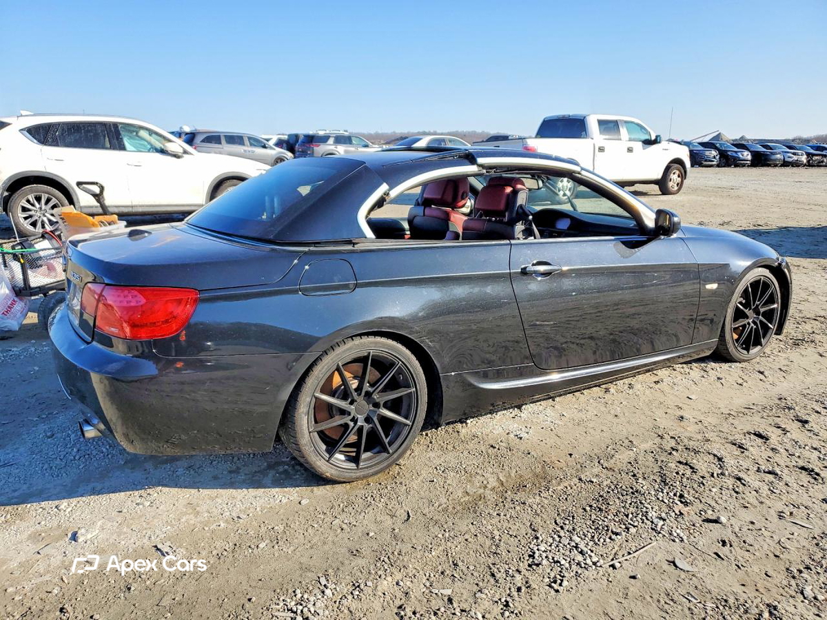 BMW Series 3 2011