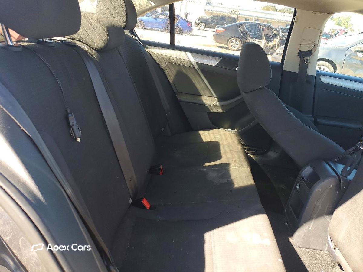 Volkswagen Jetta 2015