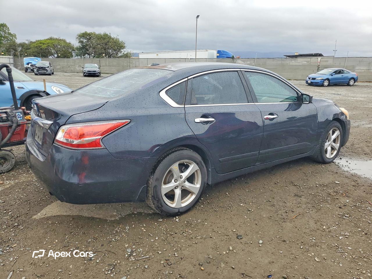 Nissan Altima 2014