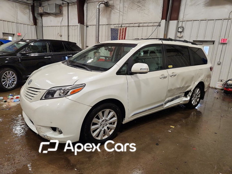 Toyota Sienna 2017 - Image 1 of 14