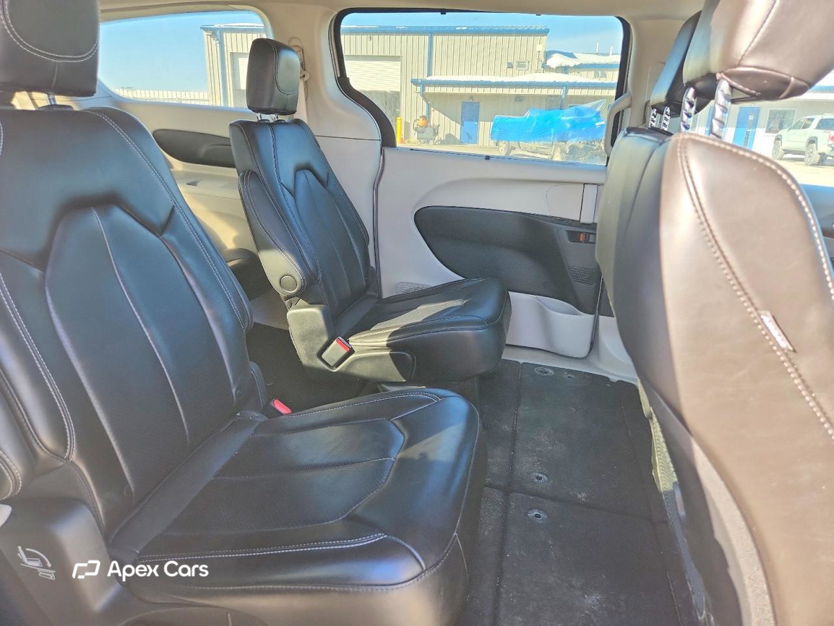 Chrysler Pacifica 2023