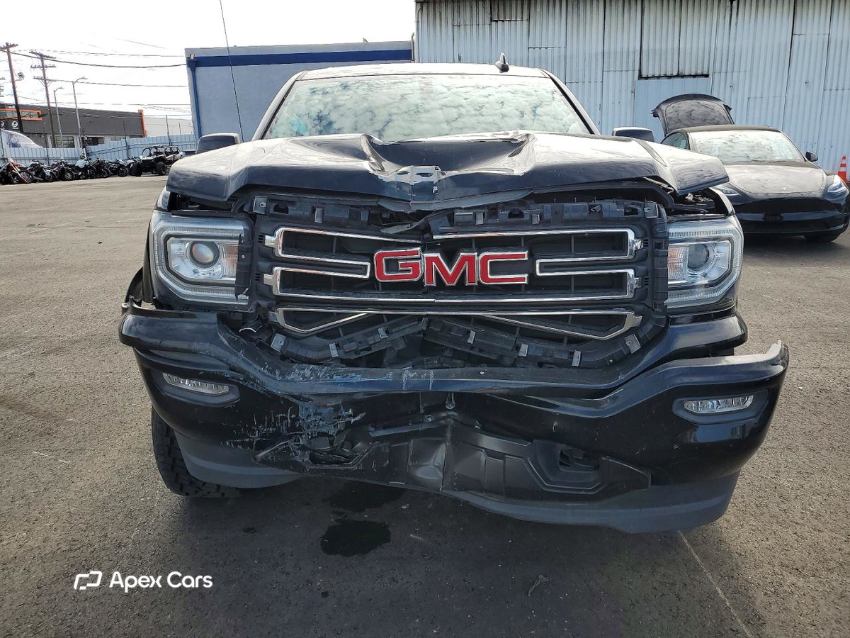 GMC Sierra 2018