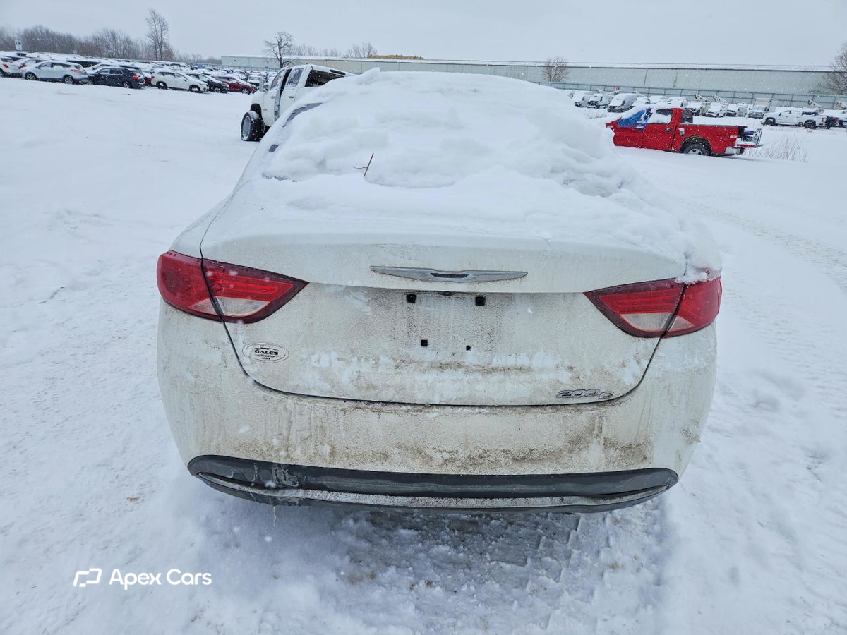 Chrysler 200 2015