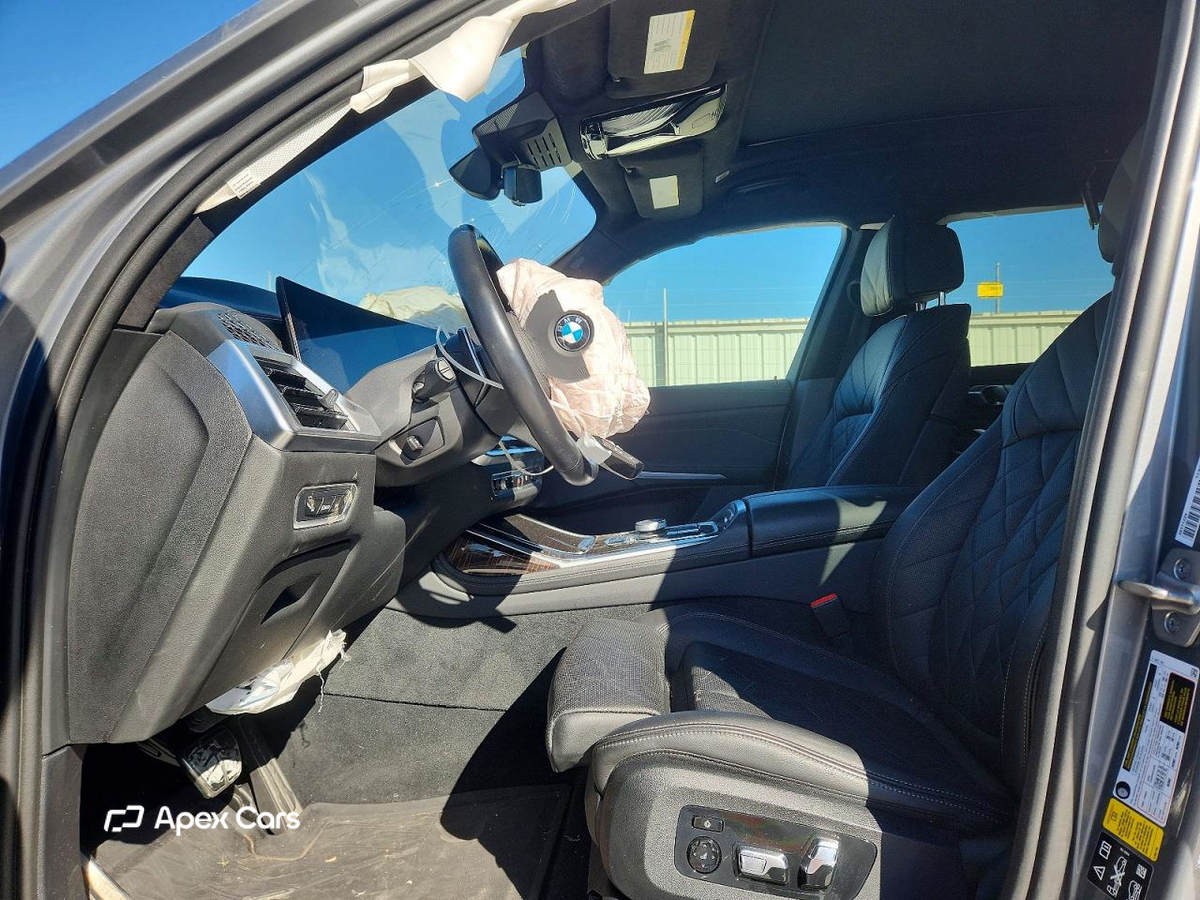 BMW X7 2024