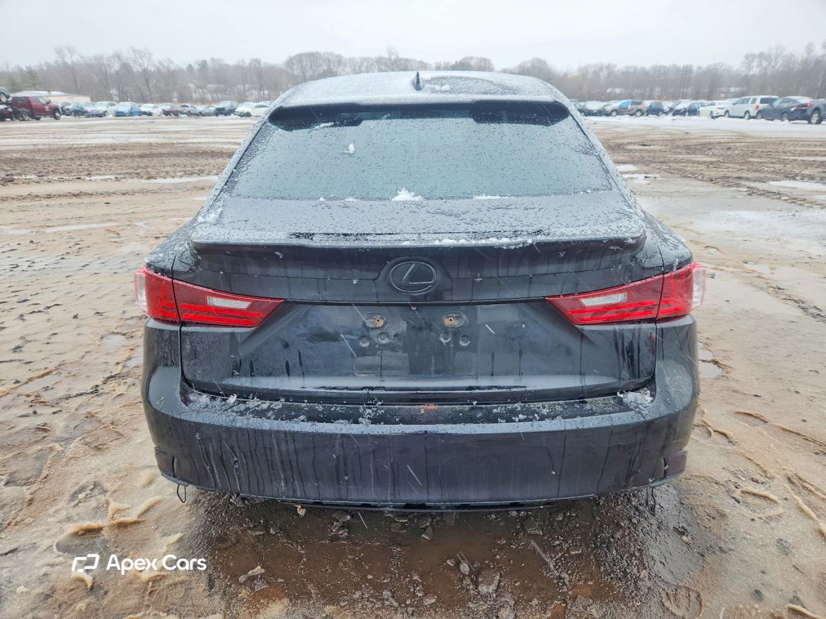 Lexus IS 2014