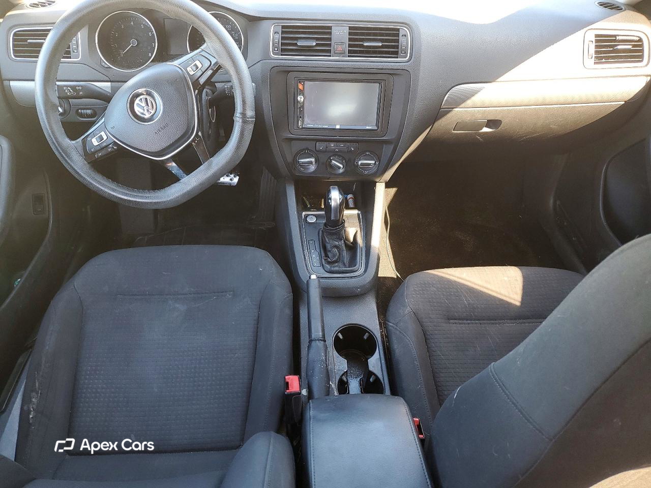 Volkswagen Jetta 2015