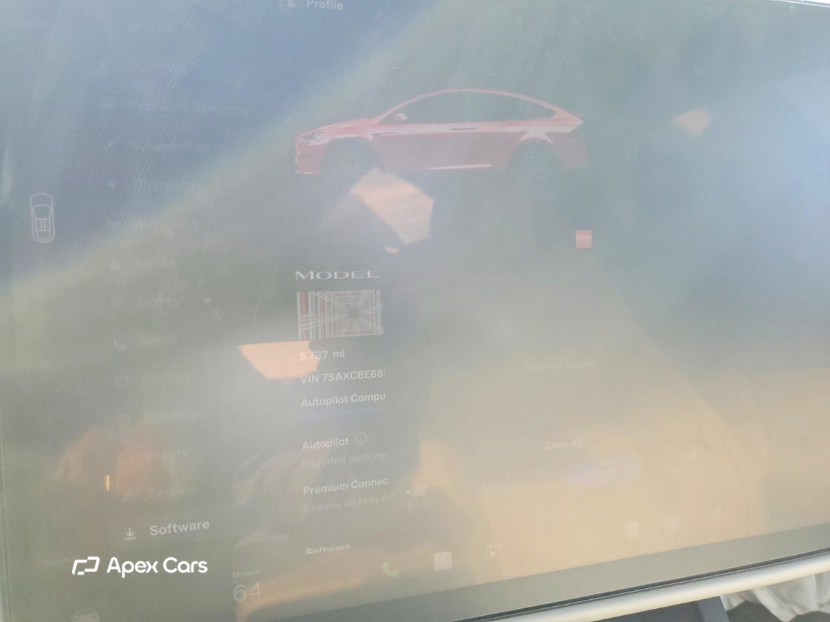Tesla Model X 2025