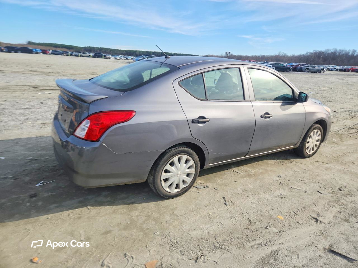 Nissan Versa 2019