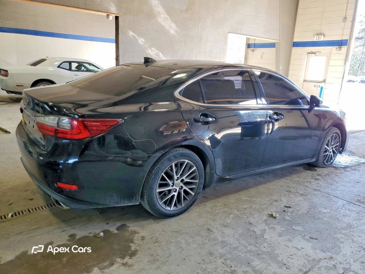 Lexus ES 2016