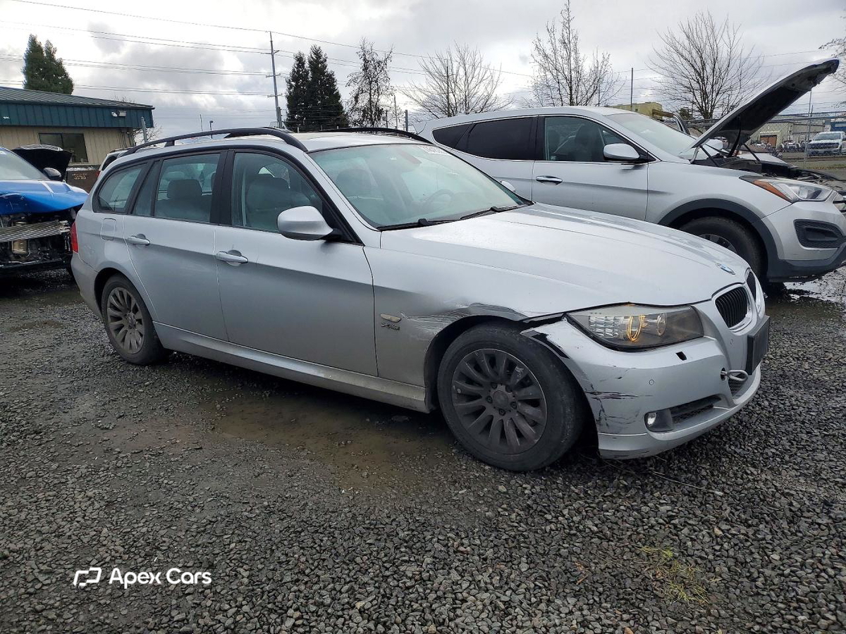 BMW Series 3 2009