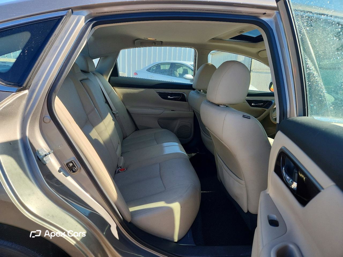 Nissan Altima 2015