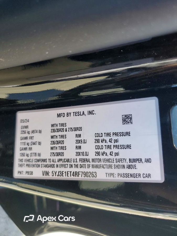Tesla Model 3 2024
