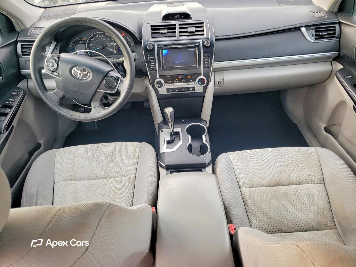 Toyota Camry 2012