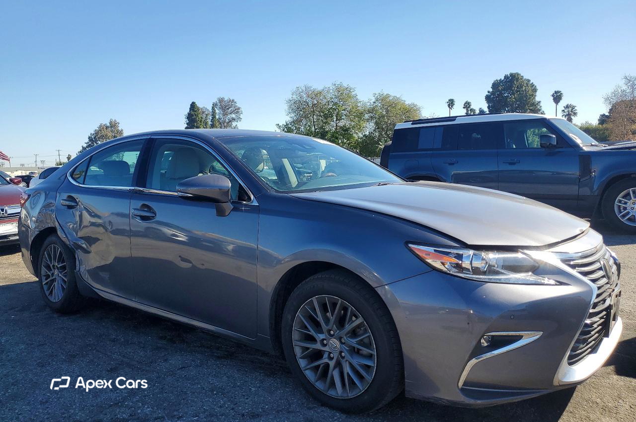 Lexus ES 2018