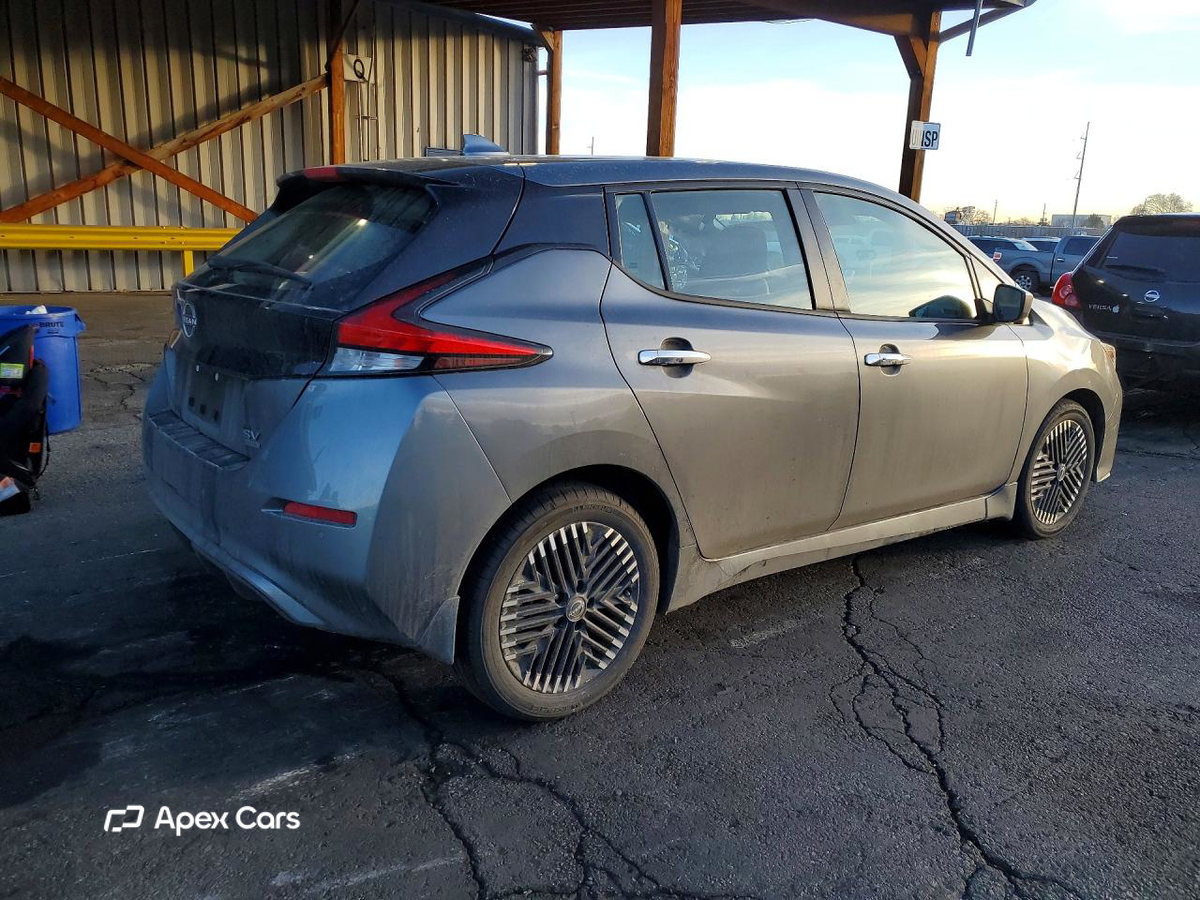 Nissan Leaf 2025