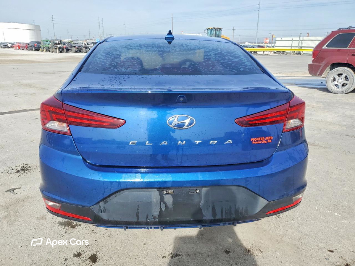 Hyundai Elantra 2020