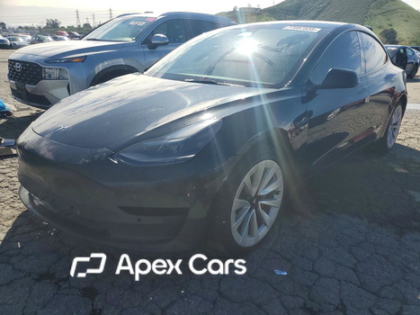 Tesla Model 3 2022 - Image 1 of 13