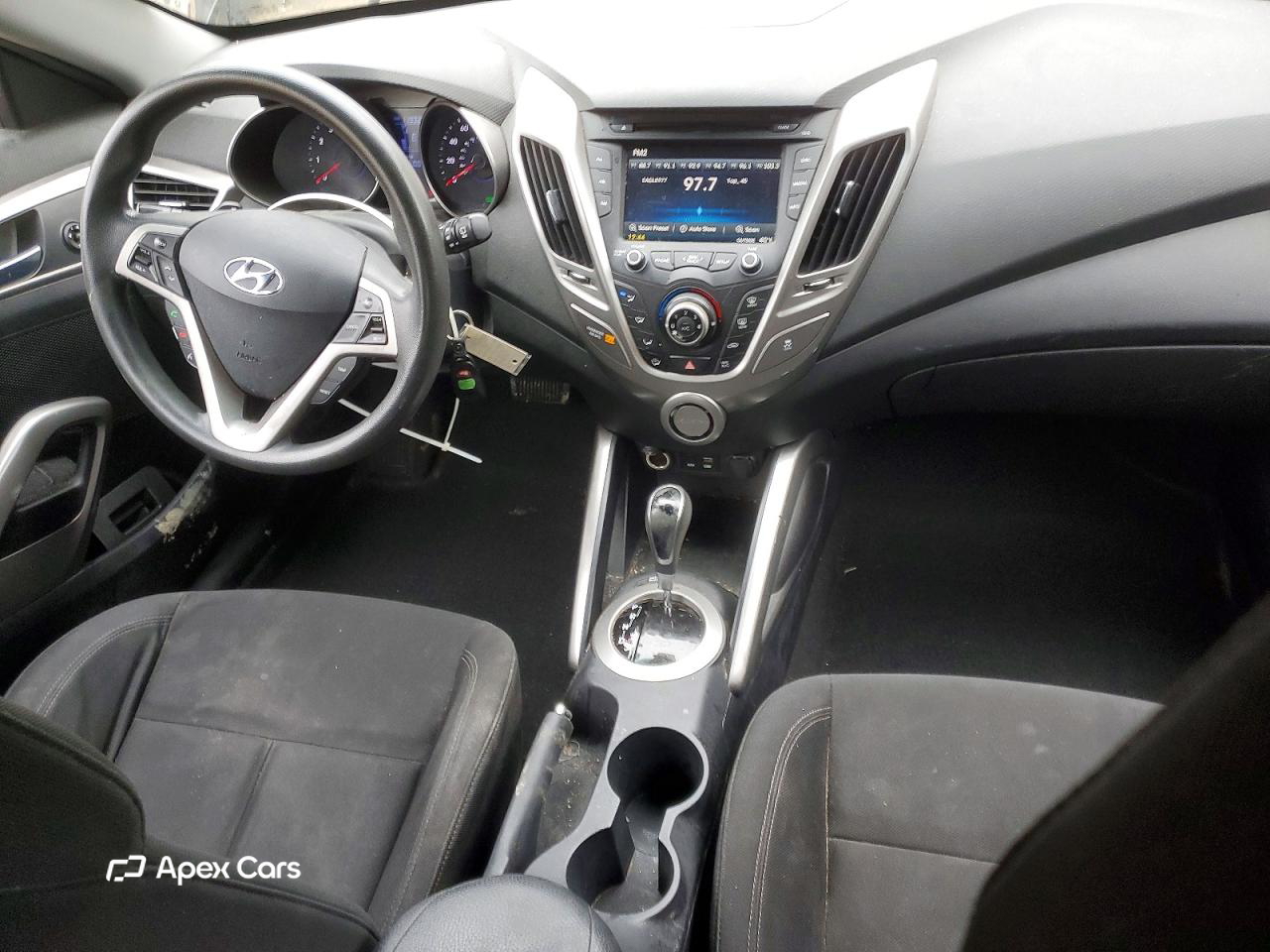 Hyundai Veloster 2016