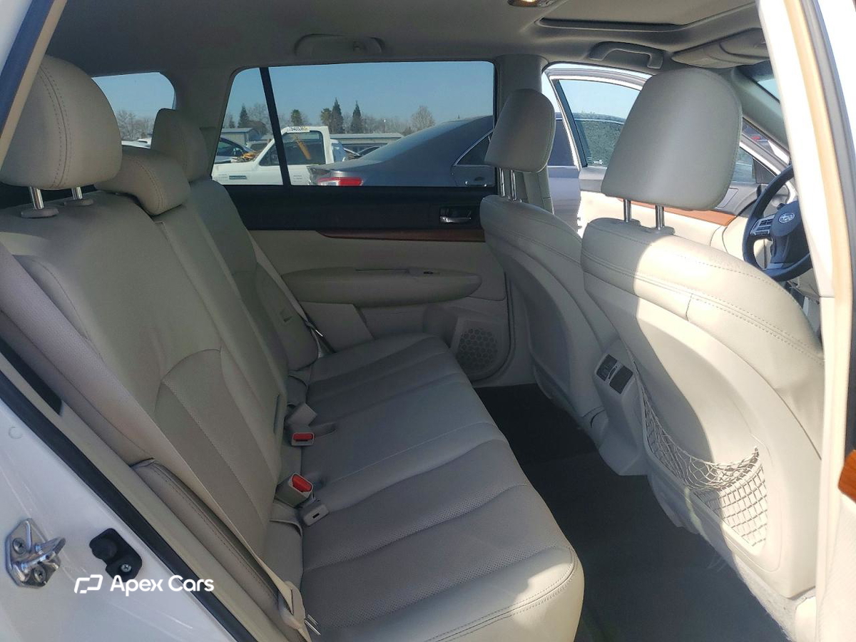 Subaru Outback 2014