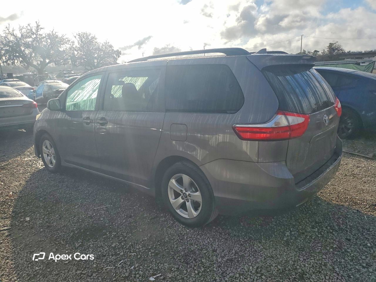 Toyota Sienna 2018