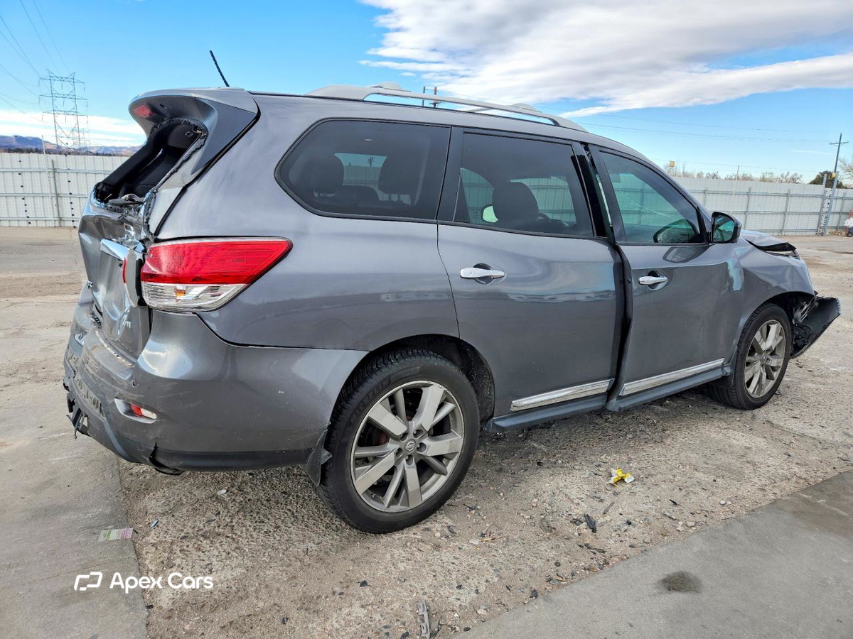 Nissan Pathfinder 2016