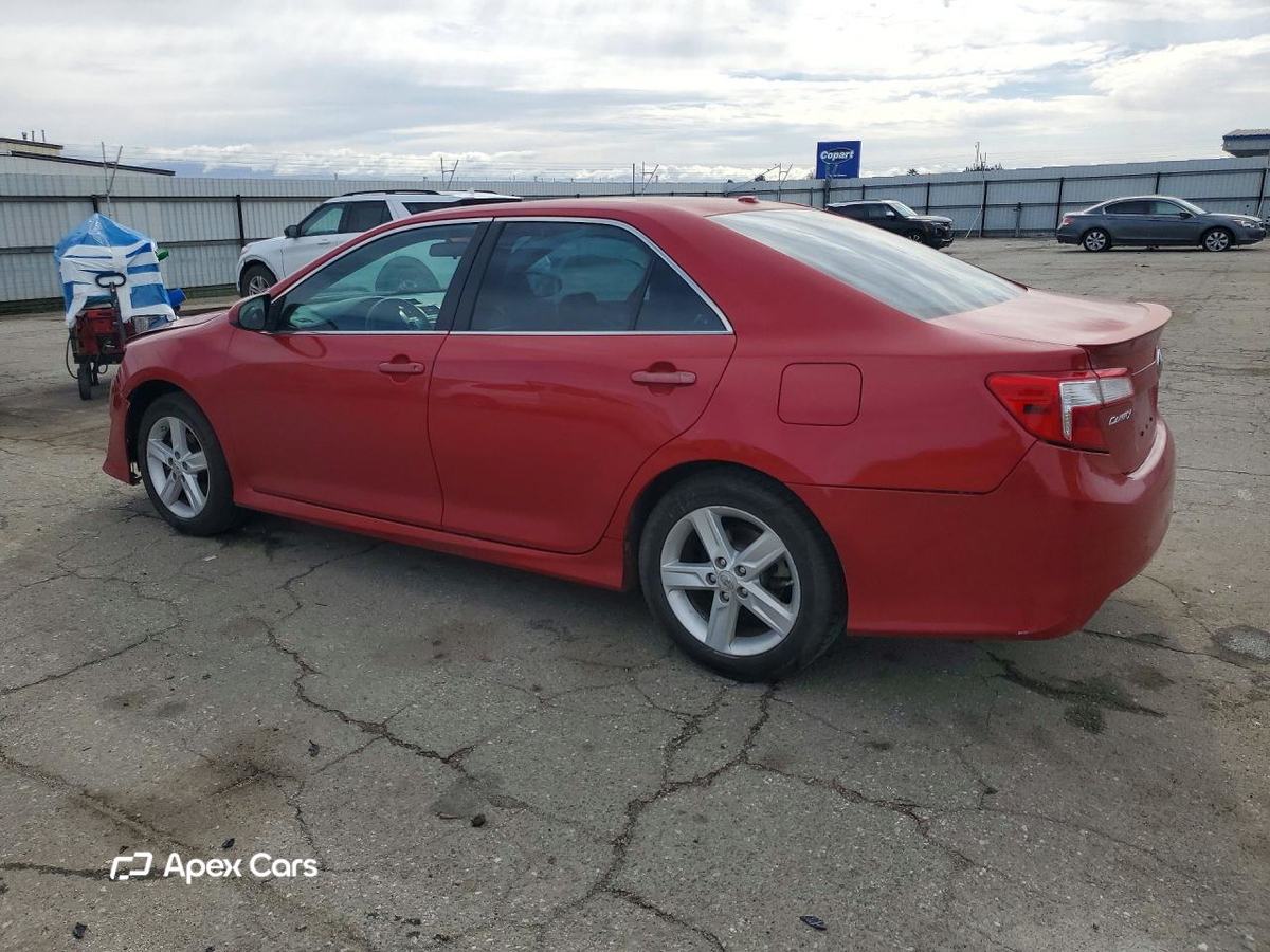 Toyota Camry 2012