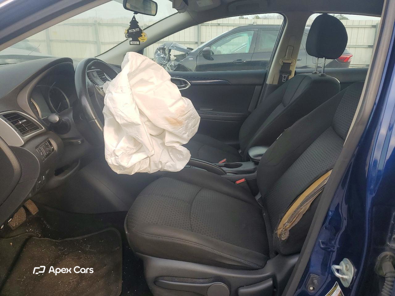 Nissan Sentra 2019
