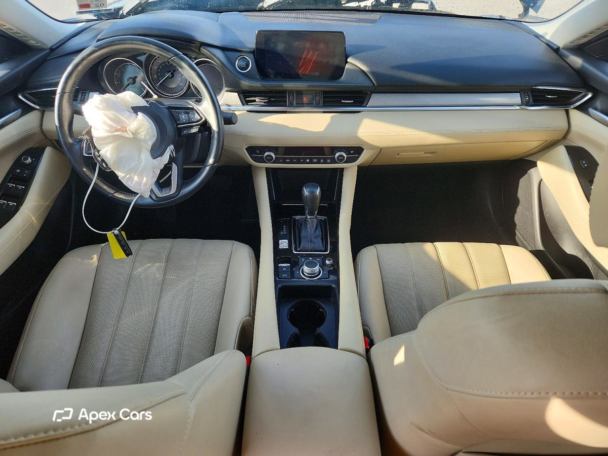 Mazda 6 2021
