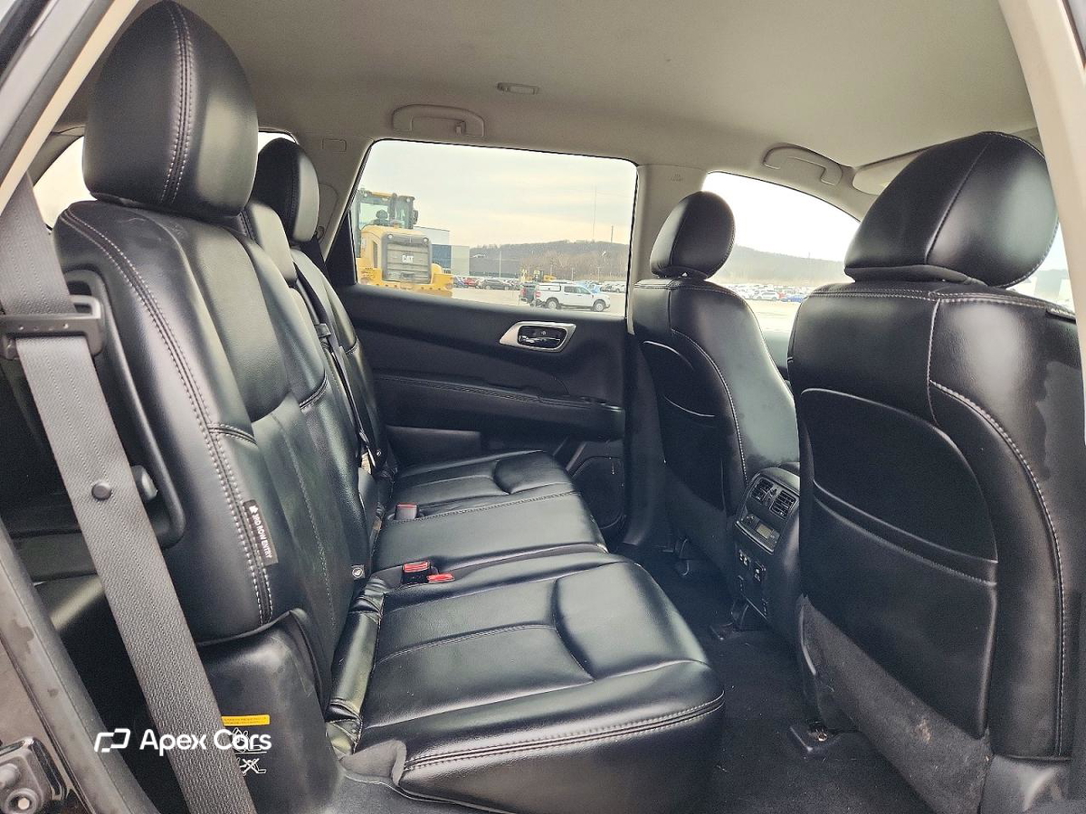 Nissan Pathfinder 2019