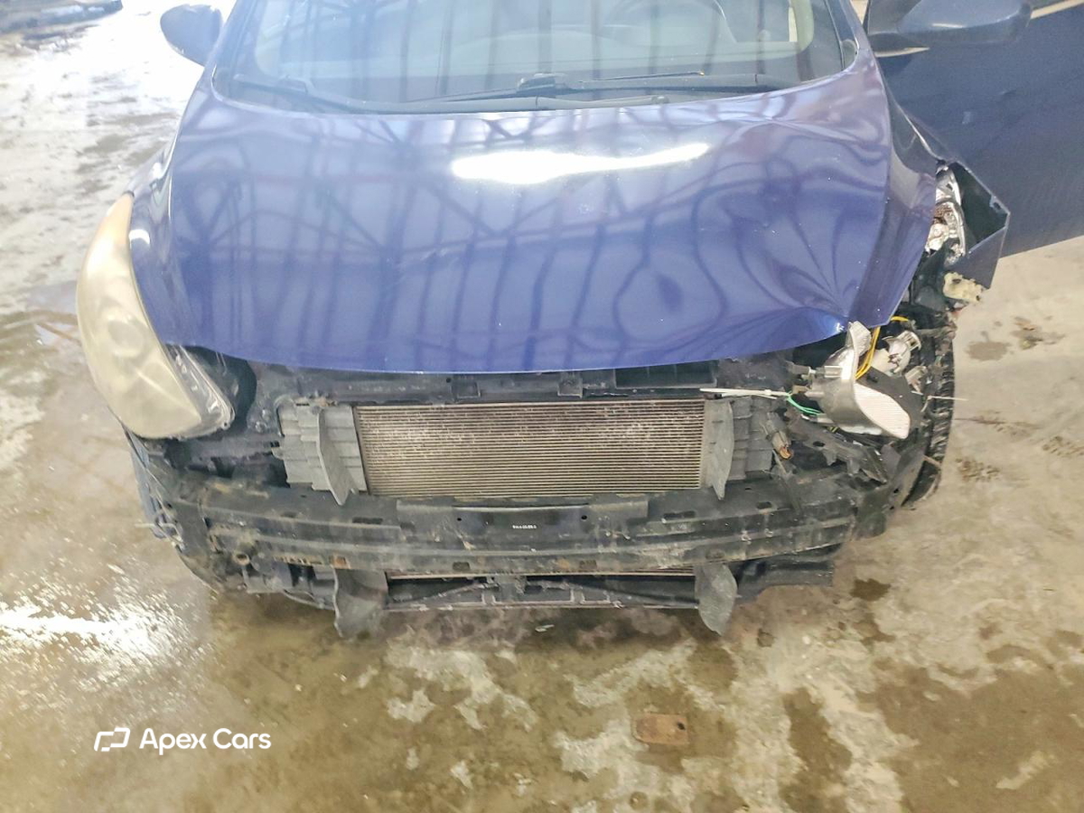 Hyundai Elantra 2013