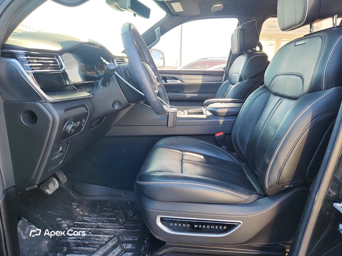 Jeep Grand Wagoneer 2023