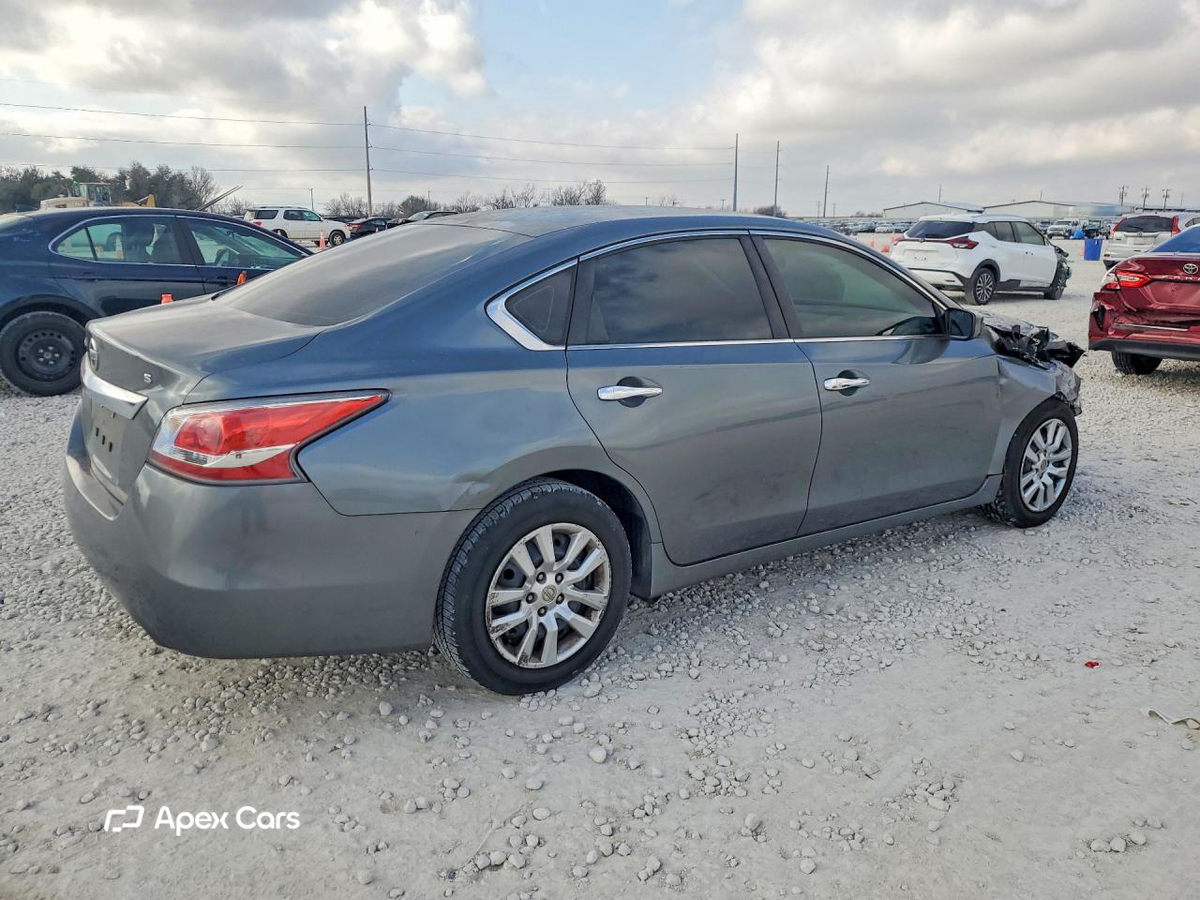 Nissan Altima 2015