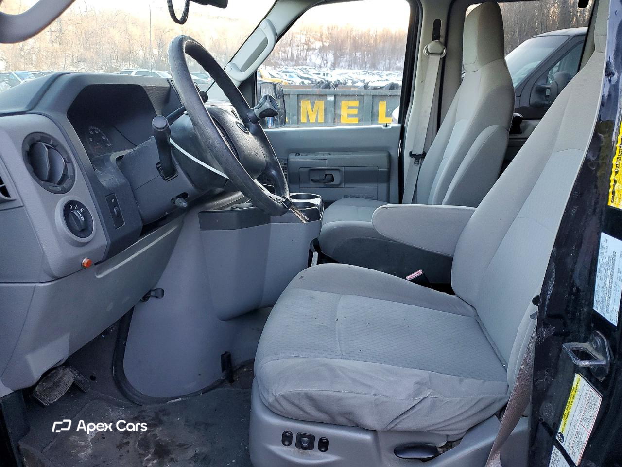 Ford Econoline 2010