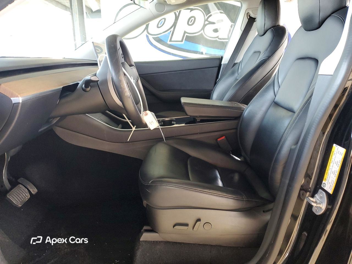 Tesla Model Y 2020