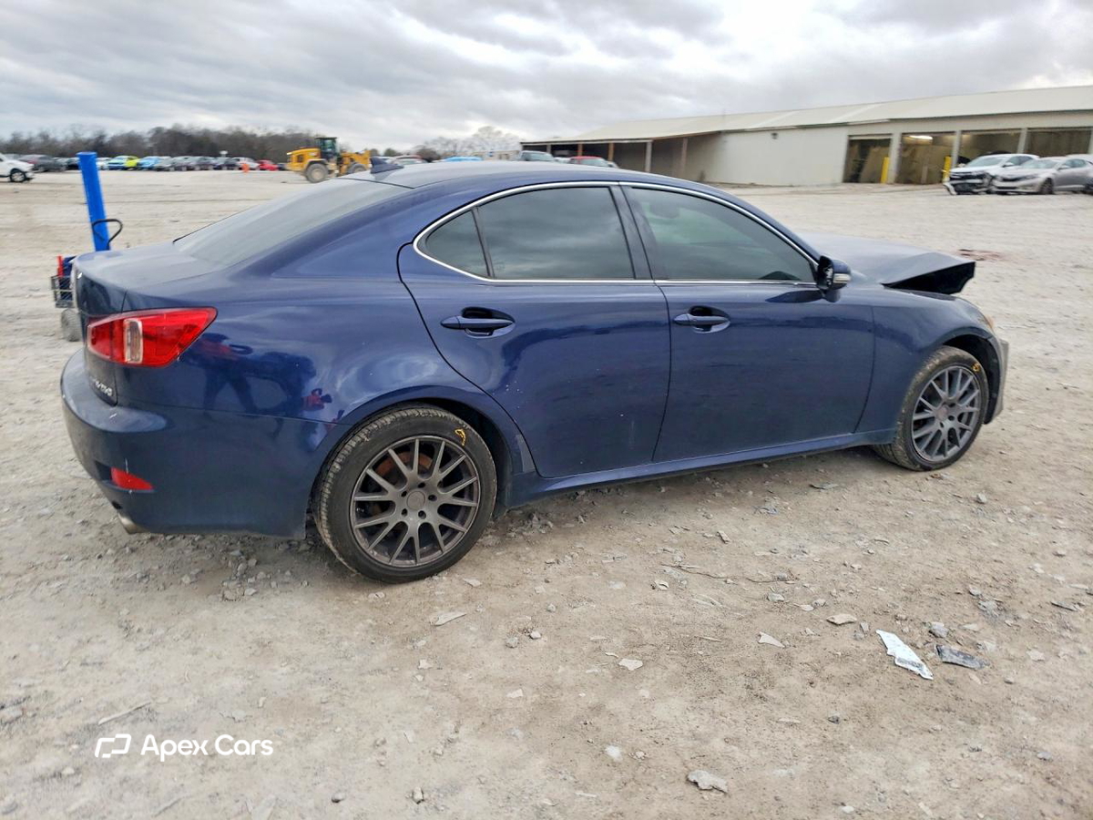 Lexus IS 2011
