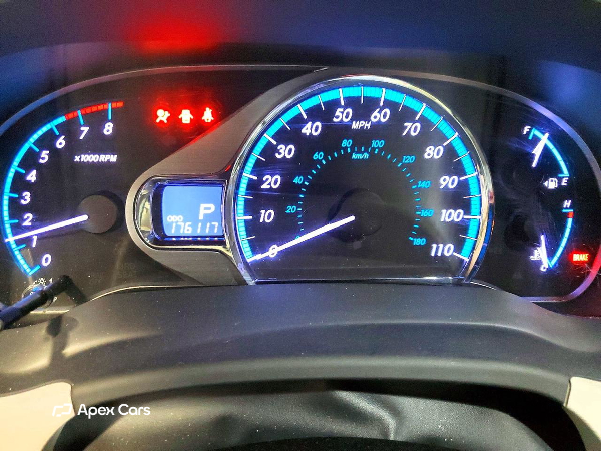 Toyota Sienna 2011