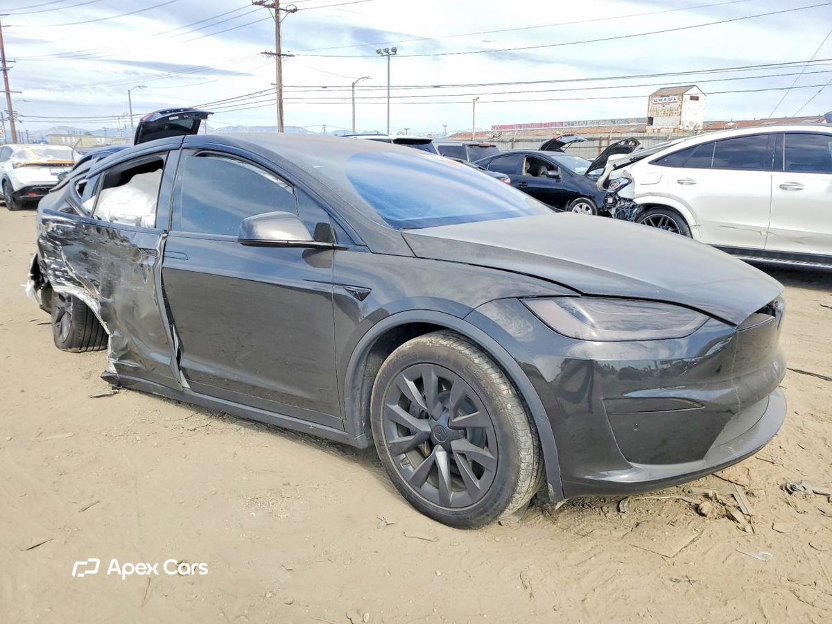 Tesla Model X 2022