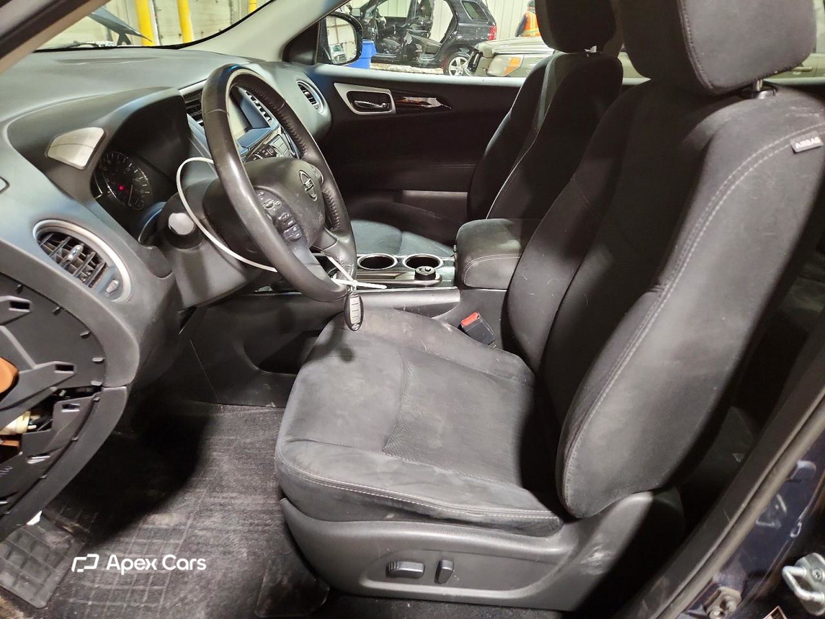 Nissan Pathfinder 2016