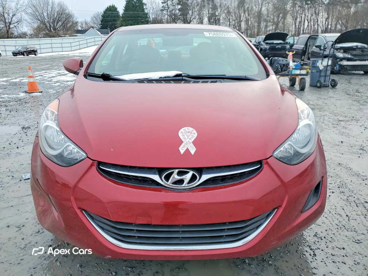 Hyundai Elantra 2013