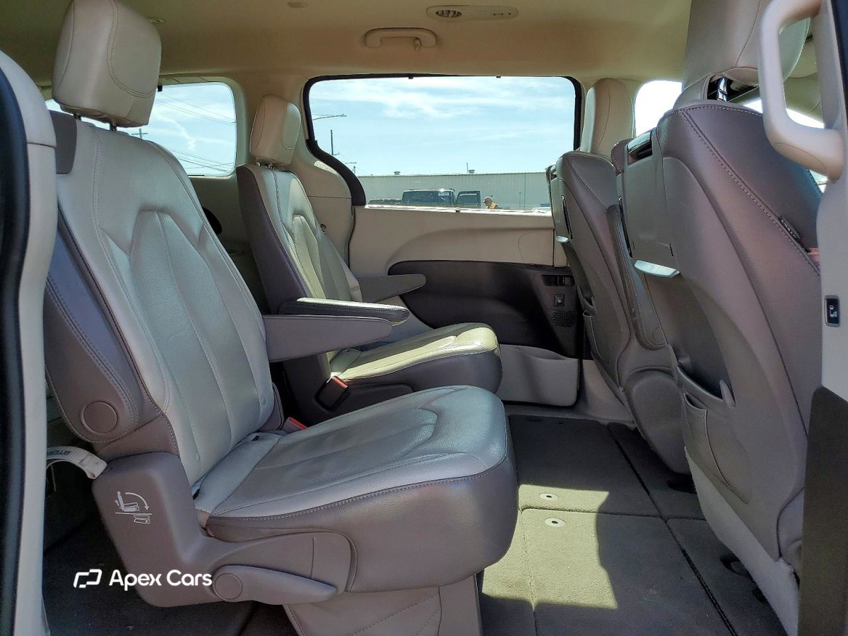 Chrysler Pacifica 2017