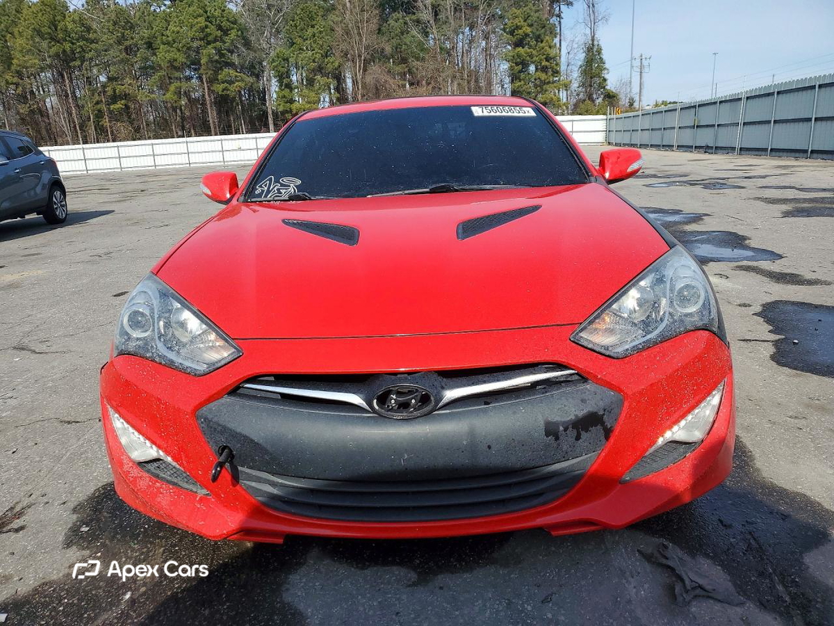 Hyundai Genesis 2015