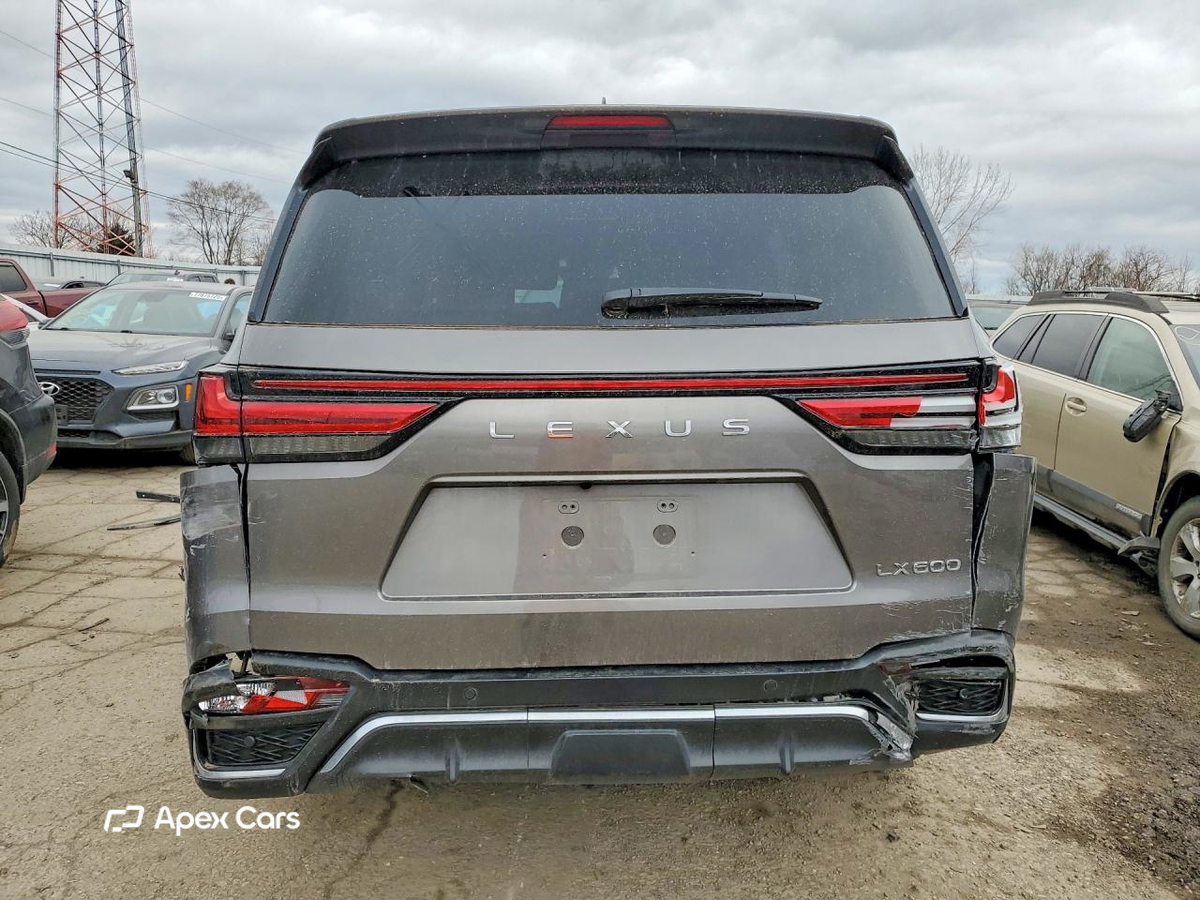 Lexus LX 2024