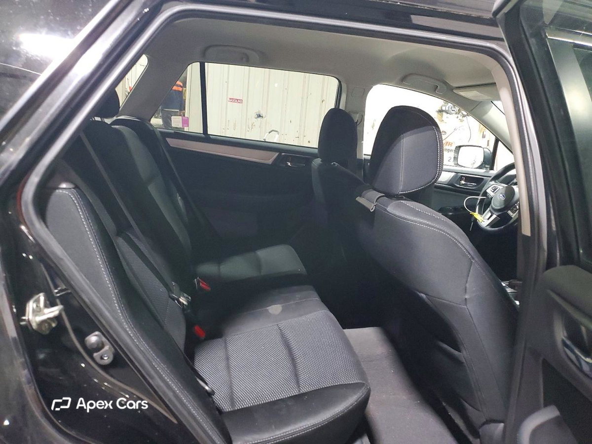 Subaru Outback 2015