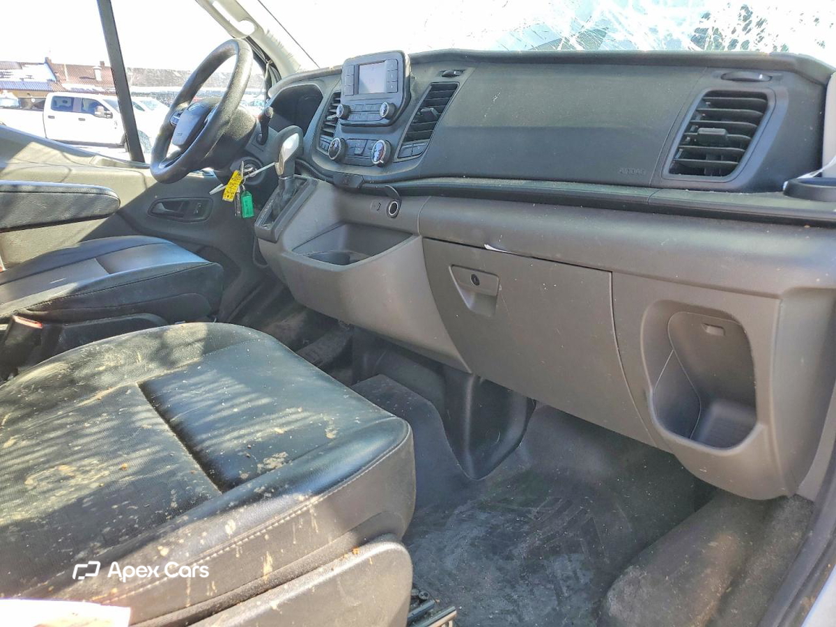 Ford Transit 2021